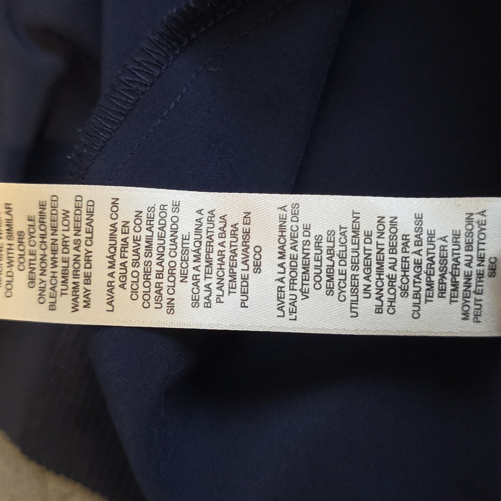 Chicos Weekends by Chicos Capri Pants Chicos Size 3 or 16(XL) - Picture 5 of 5
